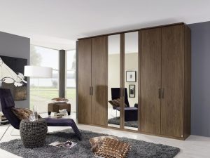 Moderne draaideurkast